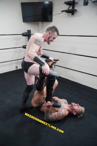Pretty-Boy-Assassin-vs-Cole-Cassidy-00128