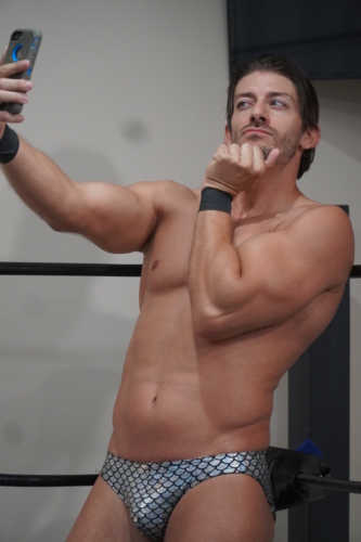 Z-Man-vs-Blake-Starr-GQ-No-DQ-102