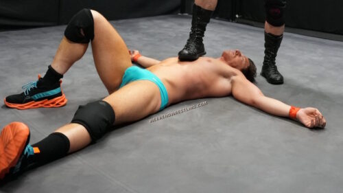 brutal_brendan_byers_vs_ernie_lofton_020