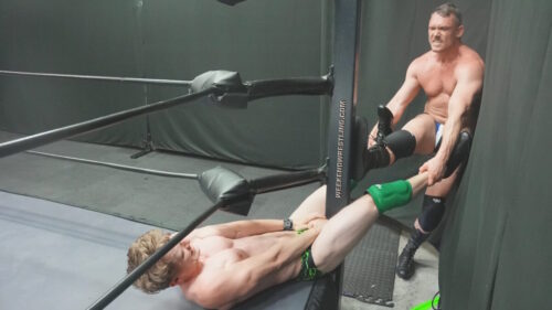 brutal_brendan_byers_vs_jason_aleqsander_012