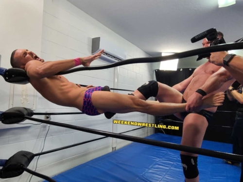 brutal_brendan_byers_vs_leo_langston_001