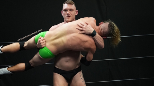 brutal_brendan_byers_vs_riff_simmons_011