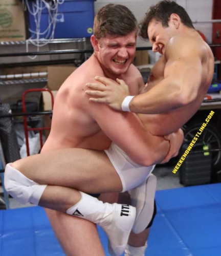 dirty-d-vs-travis-maverick-010