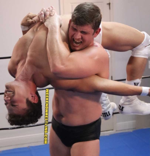 dirty-d-vs-travis-maverick-036