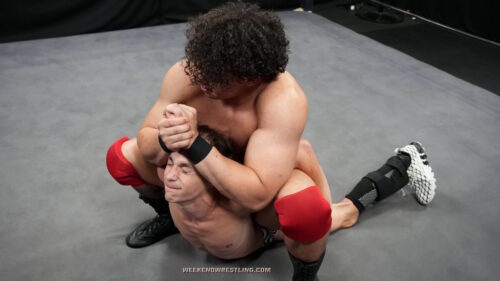 joey_mccoy_vs_adam_astora_011