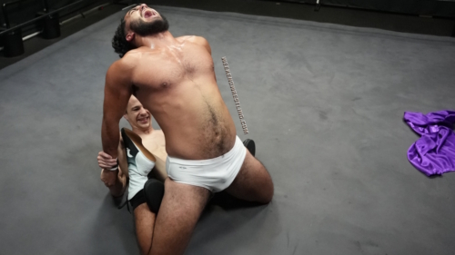 joey_mccoy_vs_bam_bam_bossio_019