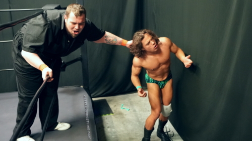 mo_manson_vs_danny_mercury_012