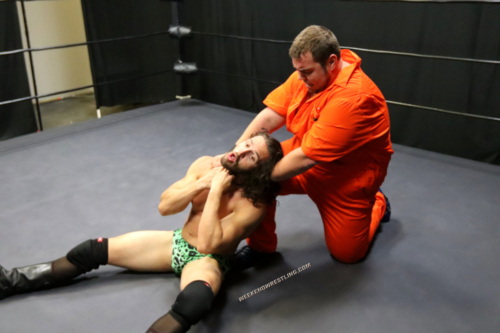 mo_manson_vs_dick_clayton_010