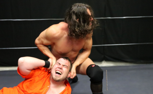 mo_manson_vs_dick_clayton_011