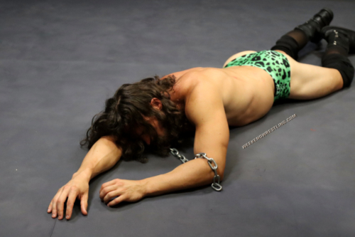 mo_manson_vs_dick_clayton_022