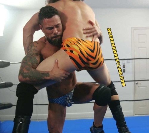 sadistic-sid-shaw-vs-dick-clayton-069