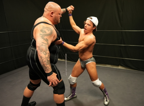 shockwave_vs_danny_mercury_008