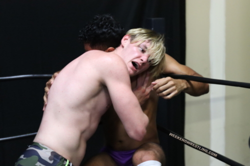 tristan_mounts_vs_chucho_malverde_008