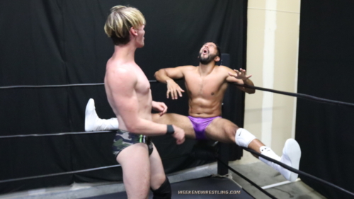 tristan_mounts_vs_chucho_malverde_009