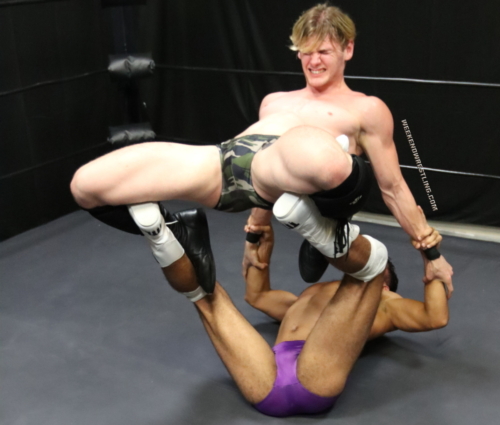 tristan_mounts_vs_chucho_malverde_015