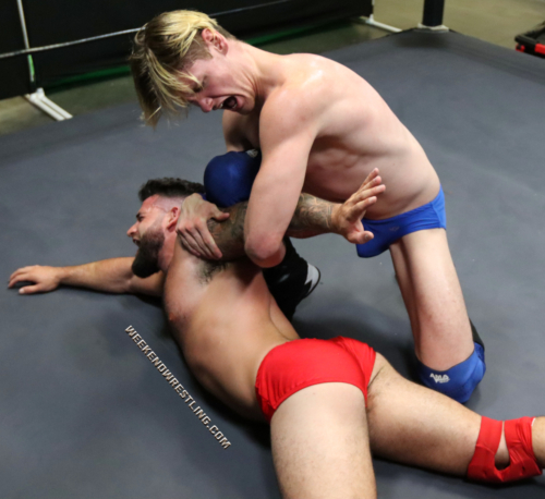 tristan_mounts_vs_johnny_greco_010