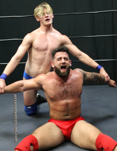 tristan_mounts_vs_johnny_greco_012