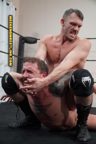 'Brutal'-Brendan-Byers-vs-Jack-'JBW'-Worthington